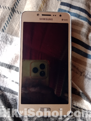 Samsung Galaxy j2
